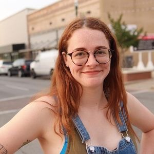 Meet your Posher, Abbey